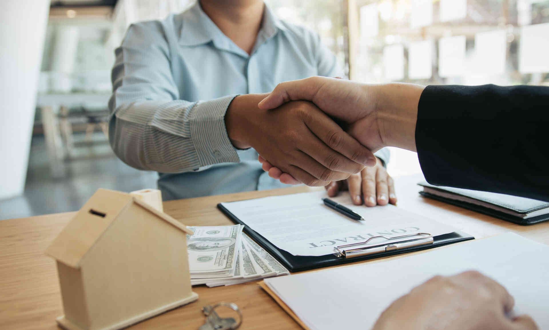 Qualities to Look For In a Health Insurance Broker