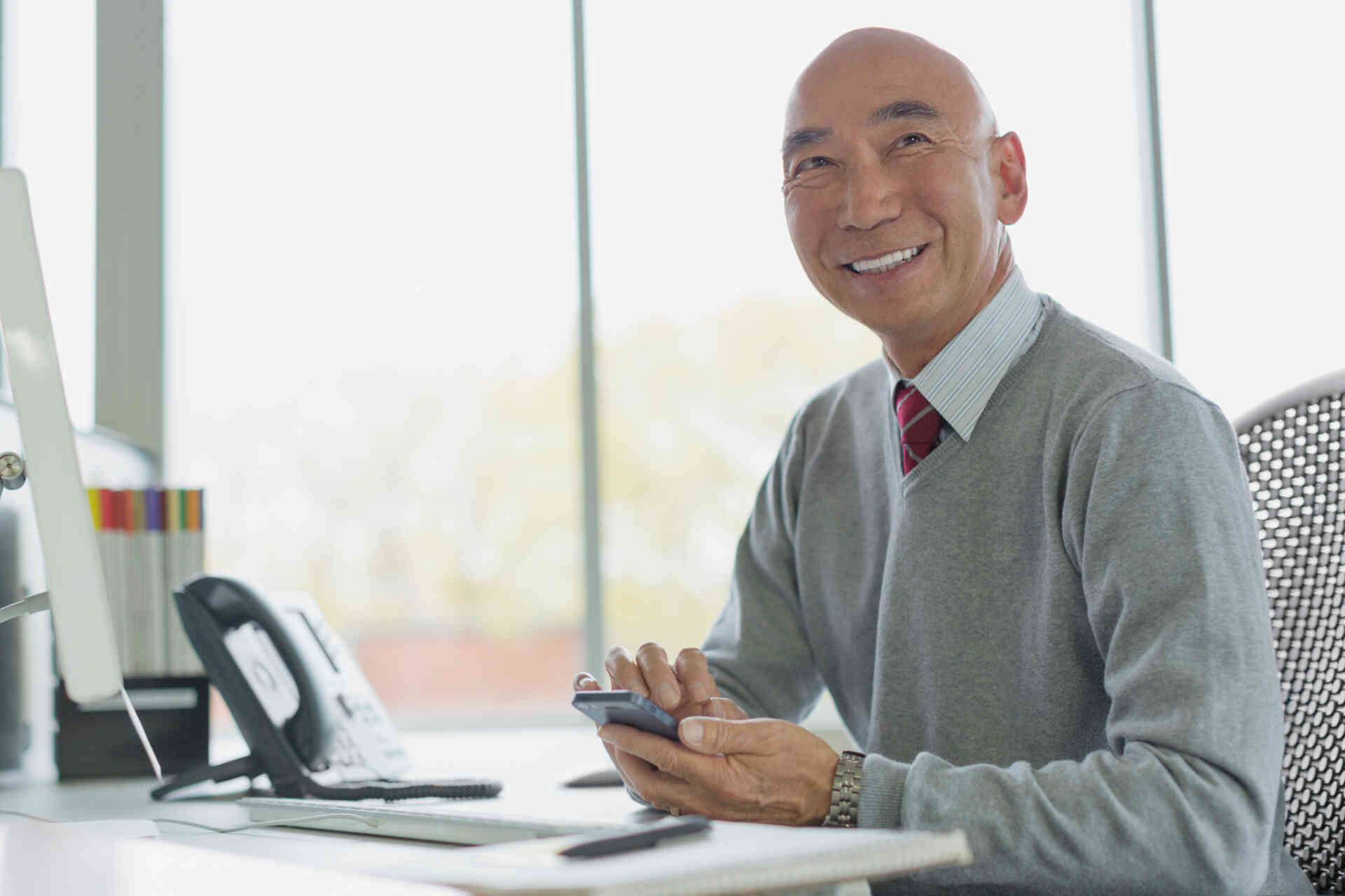 그룹 건강 보험과 65세 메디케어 신청 알아보기