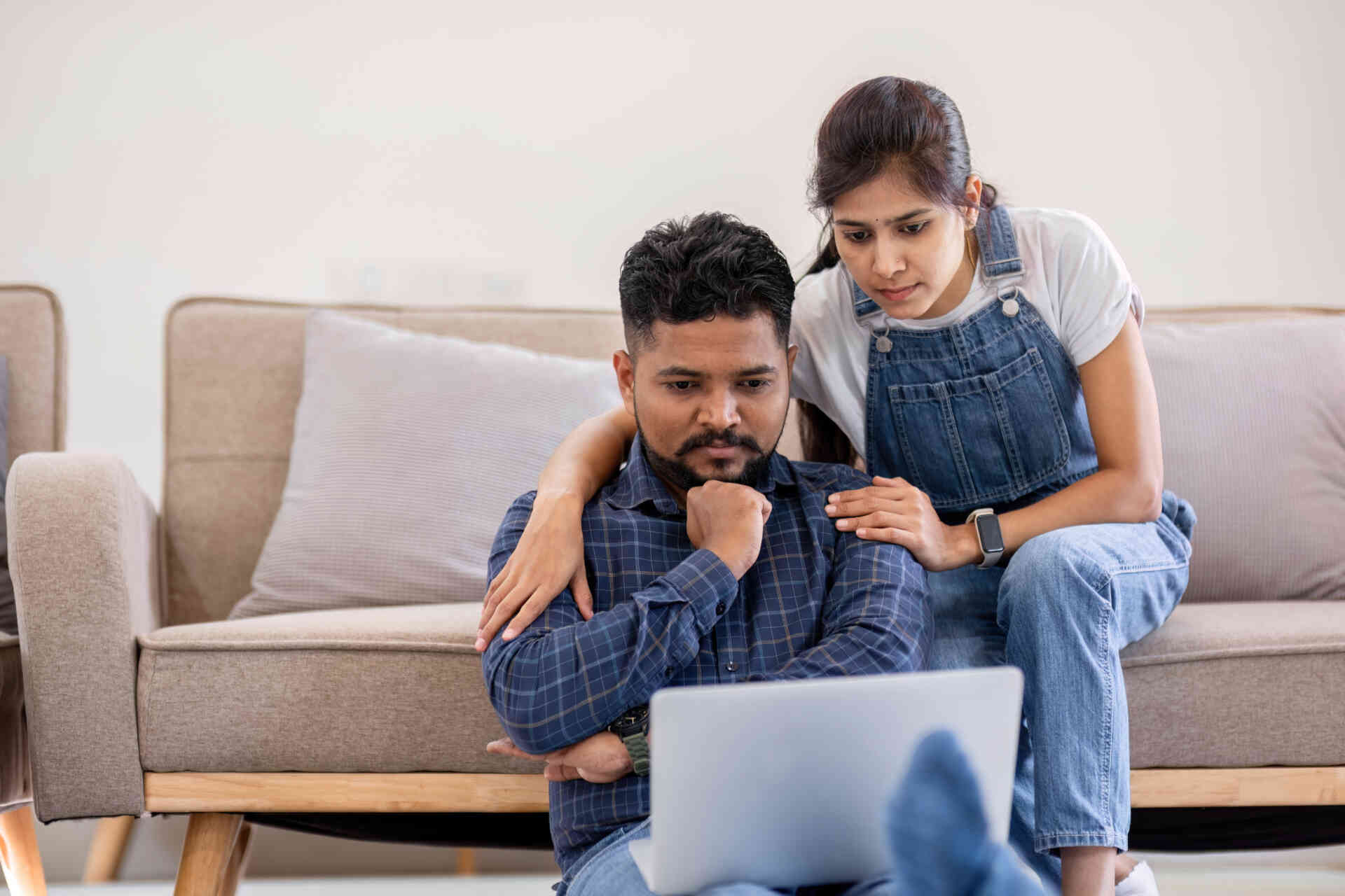 How do I Compare COBRA vs. Covered California?