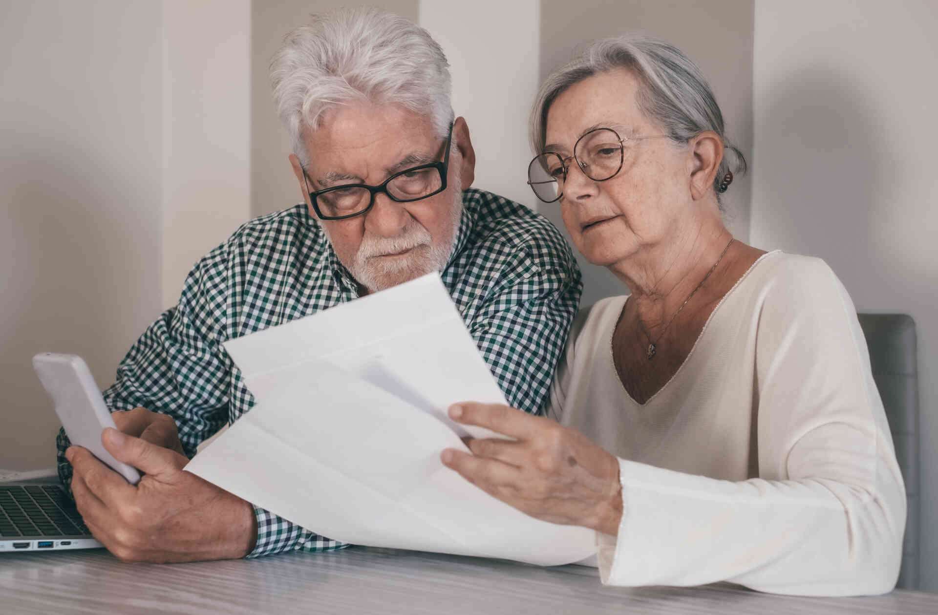 Do I Apply for Medicare and Social Security at the Same Time?