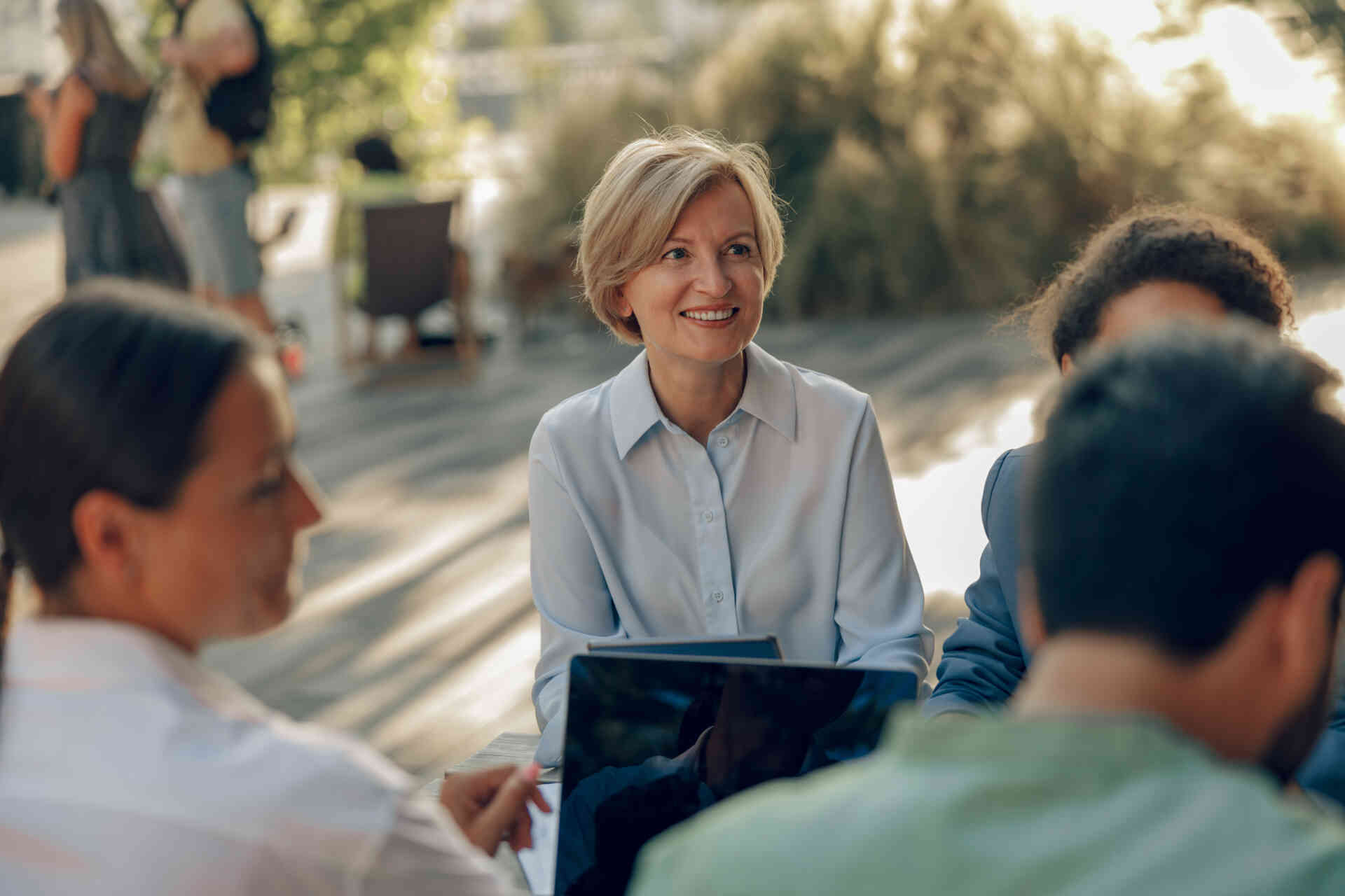 Why You Should Work with a Medicare Advantage Broker in 2025