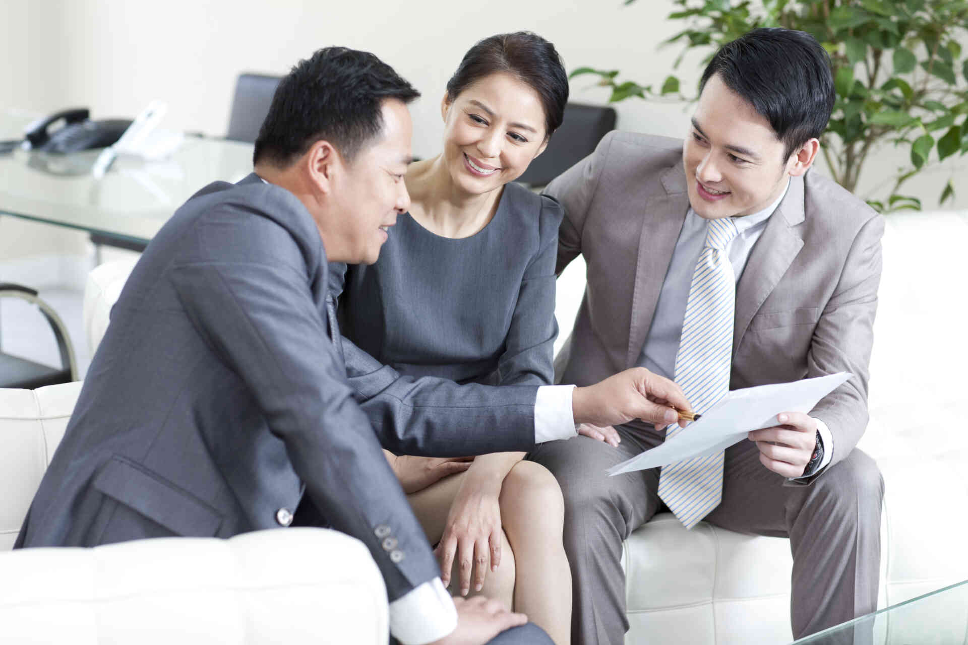 Group Health Insurance Broker in California 2025: Expert Help for Small Businesses